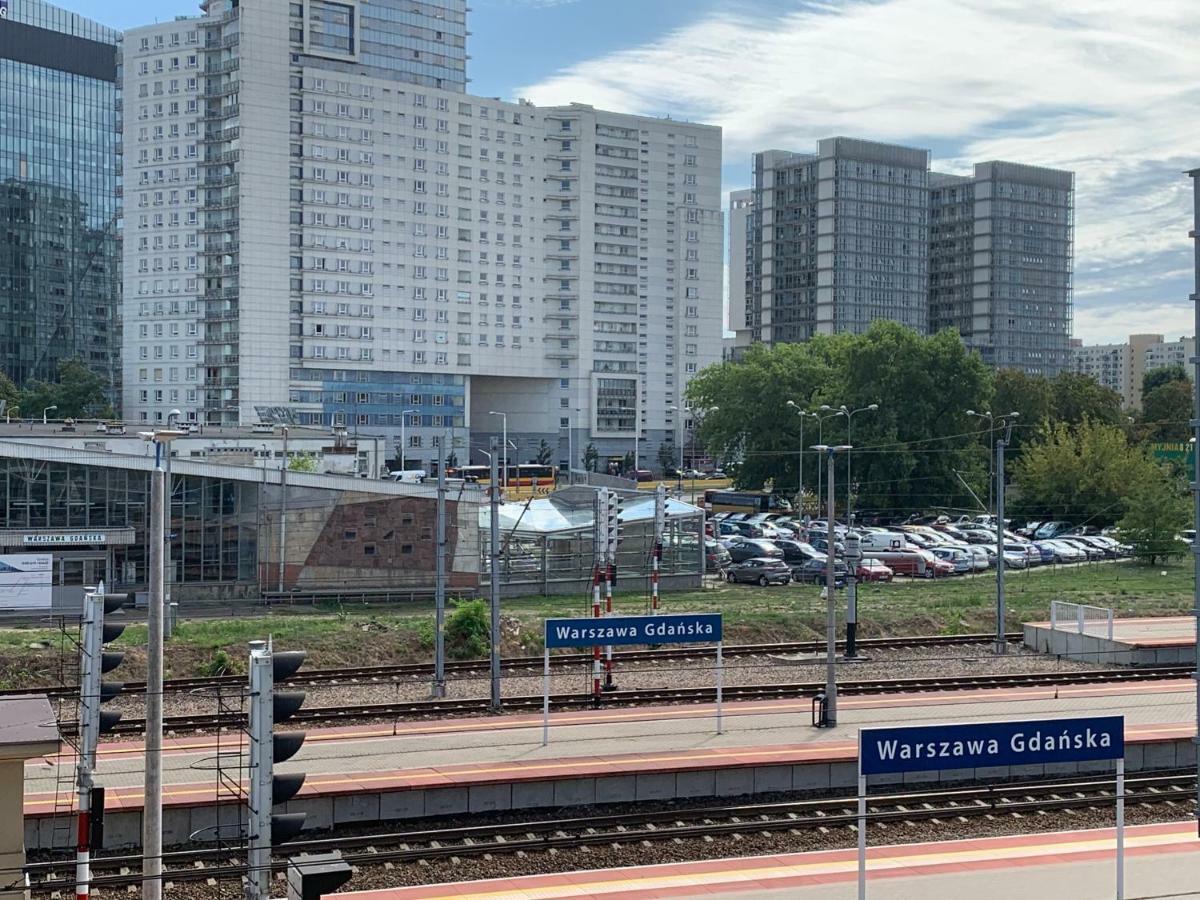 P&O Serviced Apartments Gdanski Station Warschau Exterior foto